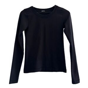 NWT Athleta Renew Black Long Sleeve Seamless Crewneck Top Size L Minimalist Gym